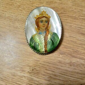 VINTAGE MOP Mother of Pearl Portrait Brooch Silver tone Russian ?